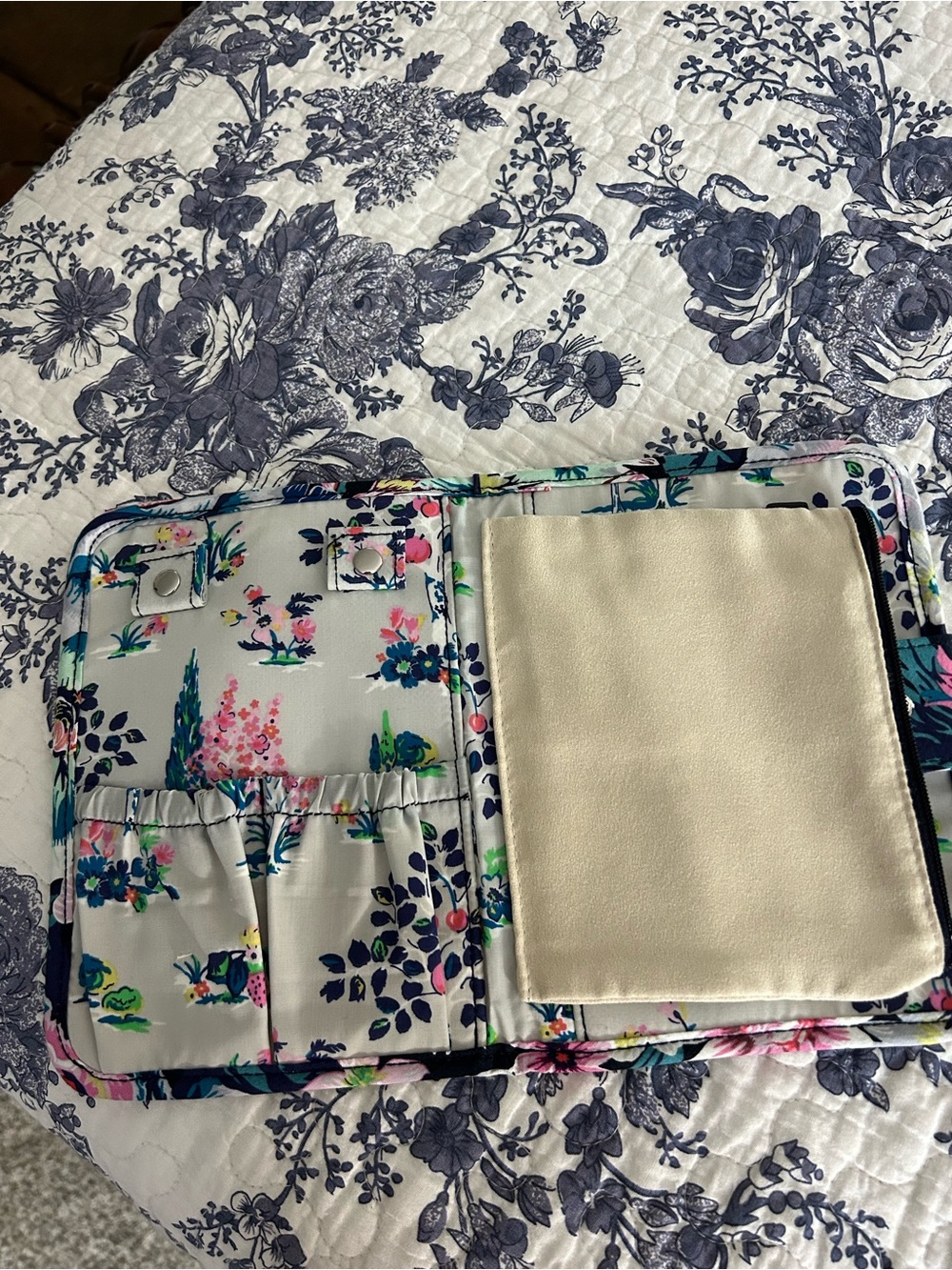 Vera Bradley Navy Floral Quilted Travel Bag Set - Pink, Teal, Blue - Picture 3 of 3